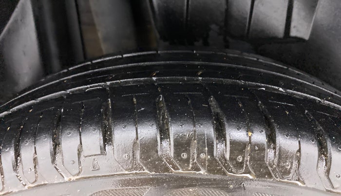 2021 Maruti Dzire ZXI Plus, Petrol, Manual, 16,144 km, Right Rear Tyre Tread