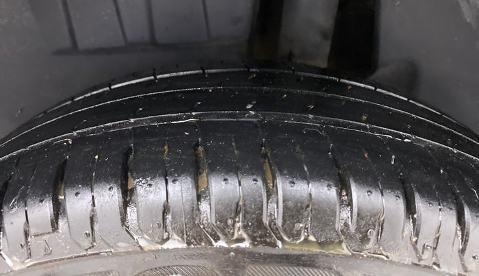 2021 Maruti Dzire ZXI Plus, Petrol, Manual, 16,144 km, Left Rear Tyre Tread