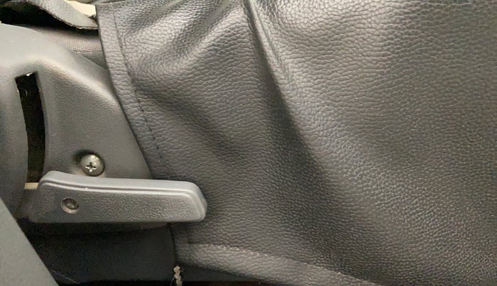 2016 Maruti Alto 800 LXI, Petrol, Manual, 84,184 km, Driver Side Adjustment Panel