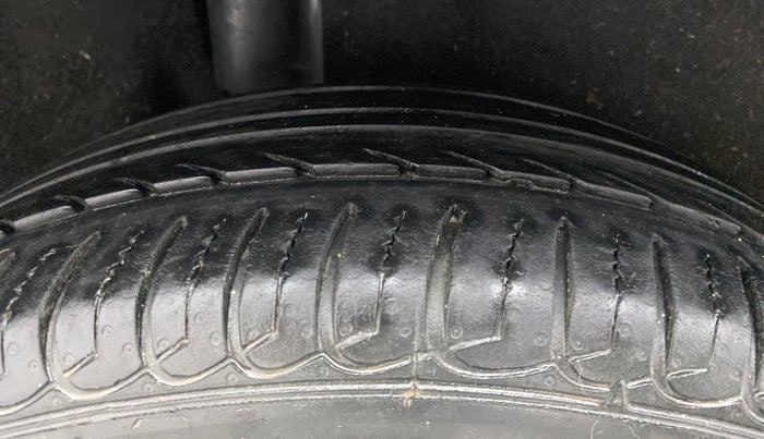 2020 Ford Ecosport TITANIUM 1.5L DIESEL, Diesel, Manual, 47,892 km, Right Rear Tyre Tread