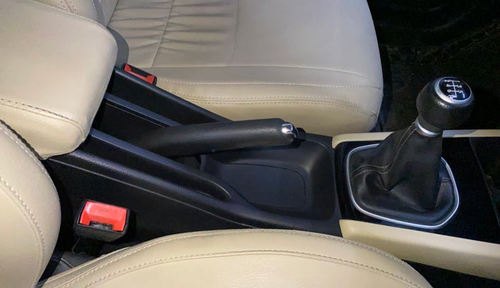 2020 Honda City 1.5L I-VTEC V MT 5TH GEN, Petrol, Manual, 19,345 km, Gear Lever