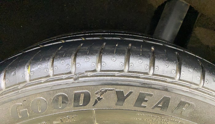 2016 Maruti Baleno ZETA PETROL 1.2, Petrol, Manual, 47,373 km, Left Rear Tyre Tread