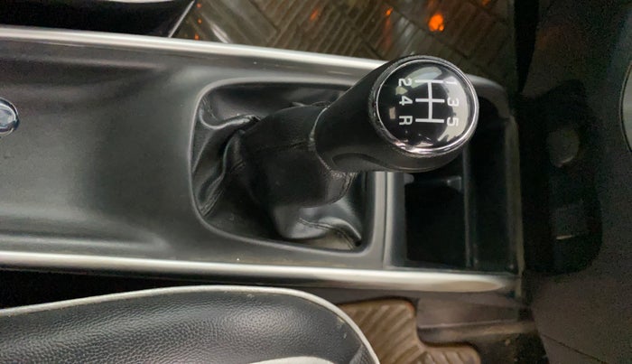 2016 Maruti Baleno ZETA PETROL 1.2, Petrol, Manual, 47,373 km, Gear Lever