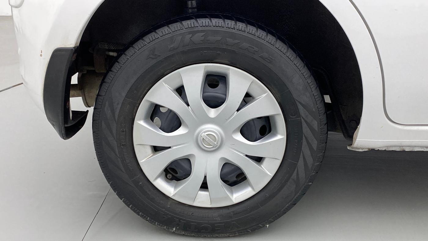 2017 Nissan Micra Active XV, Petrol, Manual, 52,482 km, Right Rear Wheel
