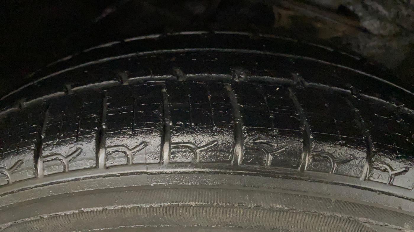 2018 Maruti Alto K10 VXI, Petrol, Manual, 80,766 km, Right Front Tyre Tread