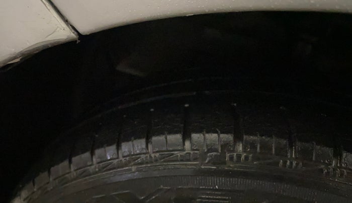 2016 Hyundai Grand i10 SPORTZ 1.2 KAPPA VTVT, Petrol, Manual, 51,058 km, Left Front Tyre Tread