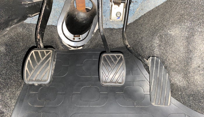 2013 Maruti Wagon R 1.0 VXI, Petrol, Manual, 16,388 km, Pedals