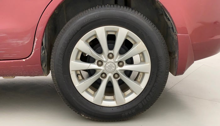 2013 Maruti Ertiga ZDI, Diesel, Manual, 80,267 km, Left Rear Wheel