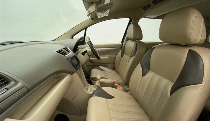2013 Maruti Ertiga ZDI, Diesel, Manual, 80,267 km, Right Side Front Door Cabin