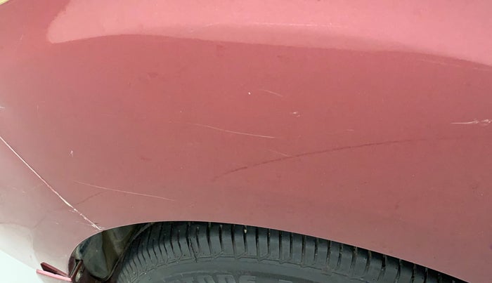 2013 Maruti Ertiga ZDI, Diesel, Manual, 80,267 km, Right quarter panel - Minor scratches