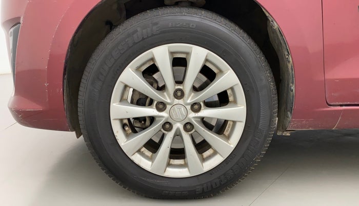 2013 Maruti Ertiga ZDI, Diesel, Manual, 80,267 km, Left Front Wheel