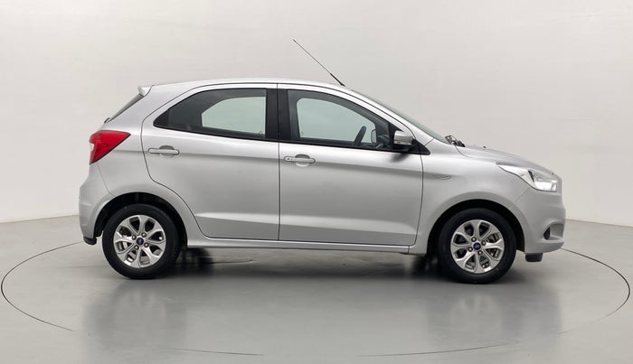 2016 Ford New Figo 1.2 TITANIUM, Petrol, Manual, 37,352 km, Right Side View