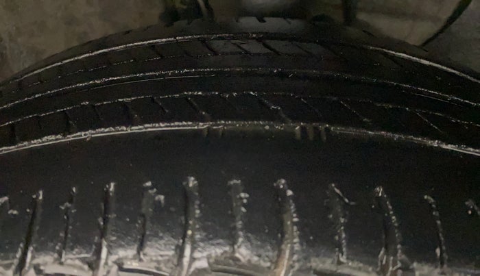 2018 Hyundai Elite i20 ASTA 1.2, Petrol, Manual, 46,228 km, Right Front Tyre Tread