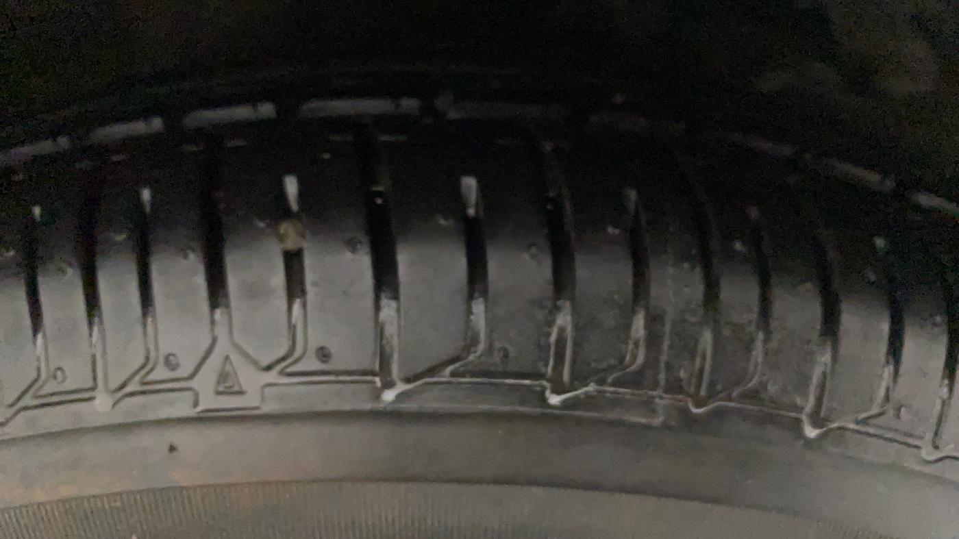2010 Hyundai i10 MAGNA 1.2, Petrol, Manual, 40,461 km, Right Rear Tyre Tread