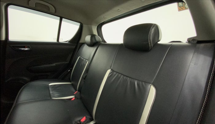 2015 Maruti Swift VXI, Petrol, Manual, 1,03,386 km, Right Side Rear Door Cabin