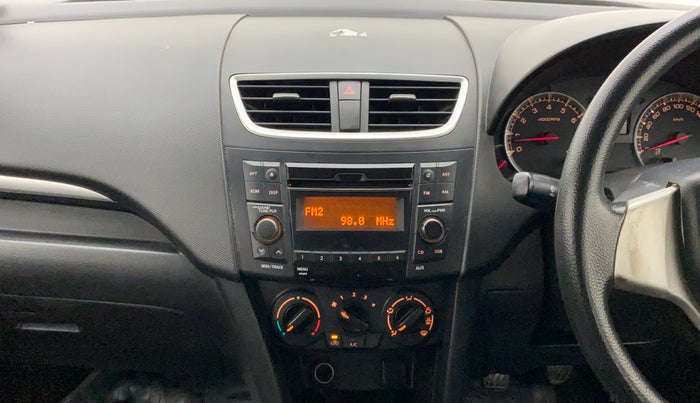 2015 Maruti Swift VXI, Petrol, Manual, 1,03,386 km, Air Conditioner