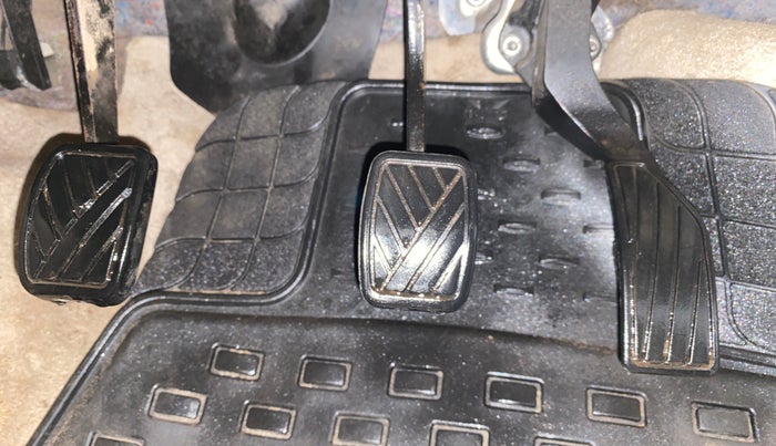 2012 Maruti Swift Dzire VXI, Petrol, Manual, 65,844 km, Pedals