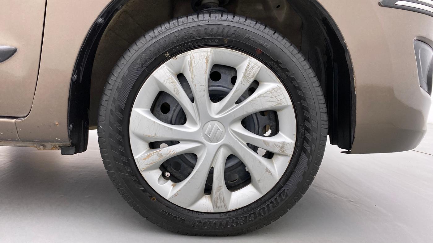 2014 Maruti Wagon R 1.0 VXI, Petrol, Manual, 1 km, Right Front Wheel