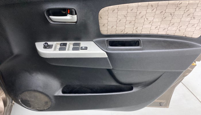 2014 Maruti Wagon R 1.0 VXI, Petrol, Manual, 1 km, Driver Side Door Panels Control