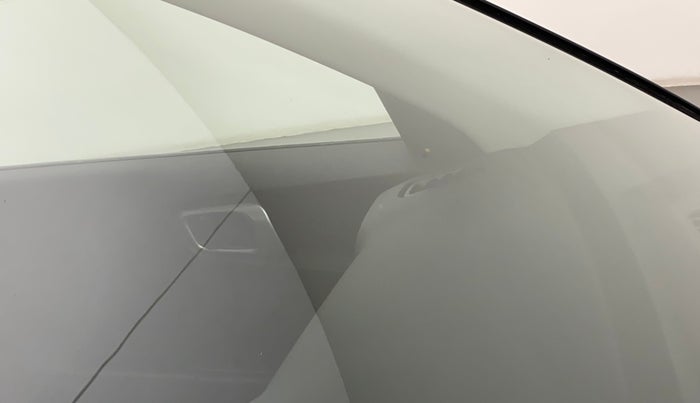 2021 Hyundai VENUE SX 1.0 (O) TURBO, Petrol, Manual, 16,860 km, Front windshield - Minor spot on windshield