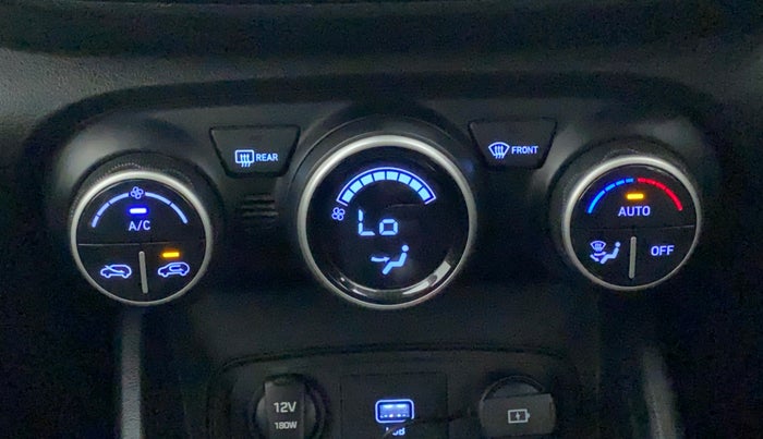 2021 Hyundai VENUE SX 1.0 (O) TURBO, Petrol, Manual, 16,860 km, Automatic Climate Control