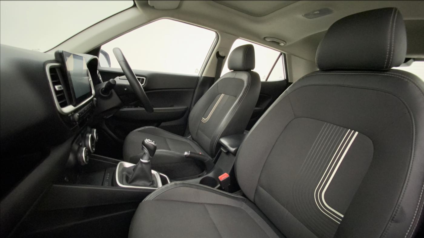 2021 Hyundai VENUE SX 1.0 (O) TURBO, Petrol, Manual, 16,860 km, Right Side Front Door Cabin