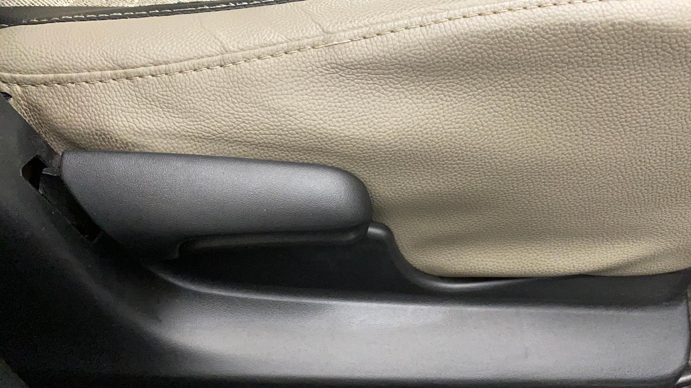 2018 Maruti Celerio X ZXI, Petrol, Manual, 26,059 km, Driver Side Adjustment Panel