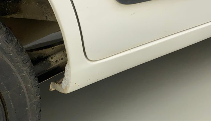2014 Maruti Wagon R 1.0 VXI, Petrol, Manual, 47,908 km, Right running board - Slightly rusted
