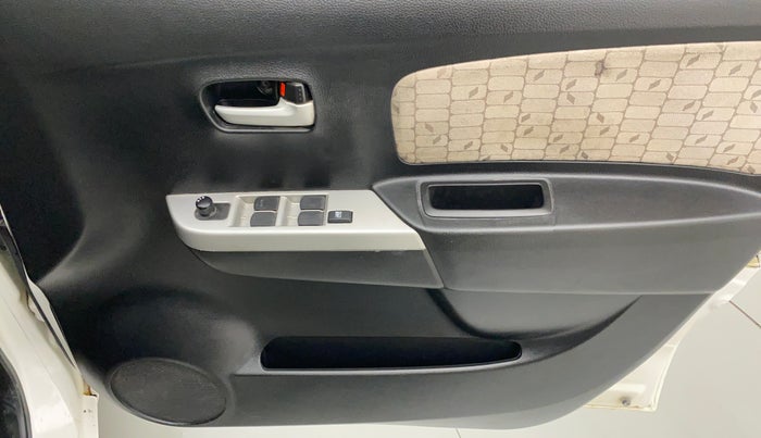 2014 Maruti Wagon R 1.0 VXI, Petrol, Manual, 47,908 km, Driver Side Door Panels Control