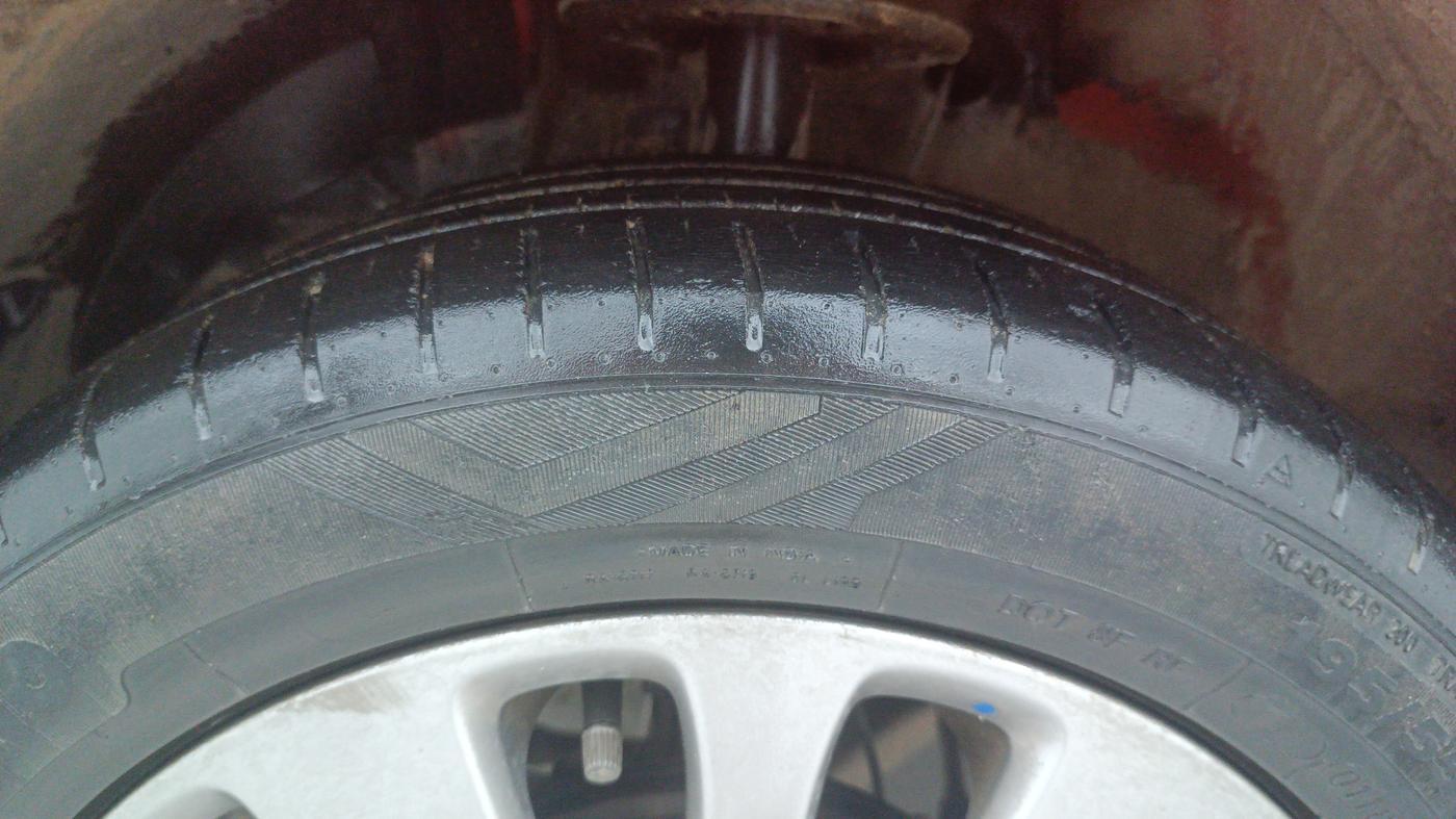 2018 Maruti Baleno ALPHA CVT PETROL 1.2, Petrol, Automatic, 35,379 km, Left Front Tyre Tread
