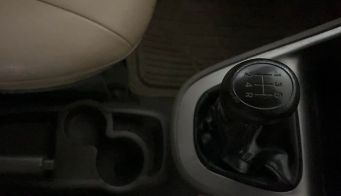 2014 Hyundai i10 MAGNA 1.1, Petrol, Manual, 17,527 km, Gear Lever