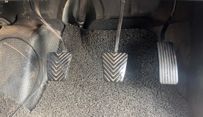 2018 Hyundai Creta SX 1.6 DIESEL DUAL TONE, Diesel, Manual, 1,10,150 km, Pedals