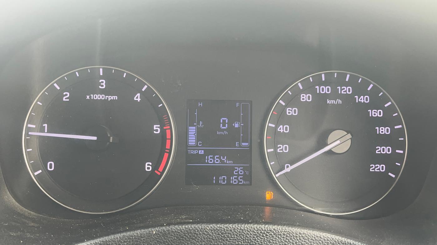 2018 Hyundai Creta SX 1.6 DIESEL DUAL TONE, Diesel, Manual, 1,10,304 km, Odometer Image