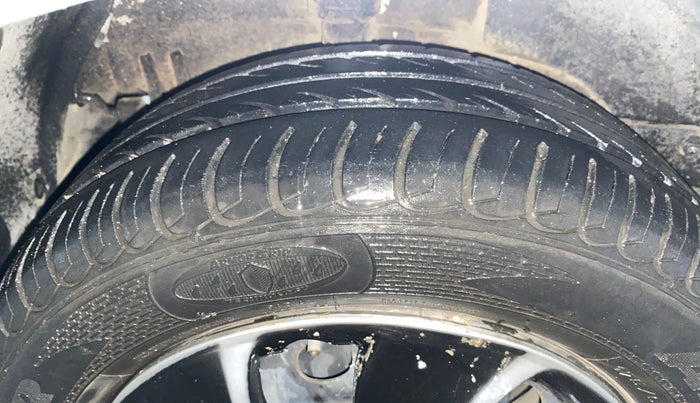 2016 Tata Bolt XM REVOTRON, Petrol, Manual, 55,482 km, Right Rear Tyre Tread