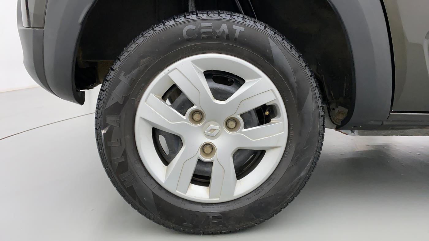 2016 Renault Kwid RXT Opt, Petrol, Manual, 34,554 km, Right Rear Wheel