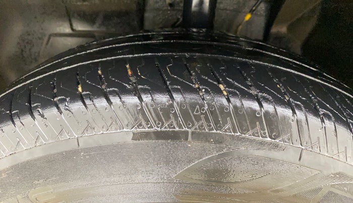 2024 Tata PUNCH ADVENTURE MT CNG , CNG, Manual, 30,896 km, Left Front Tyre Tread