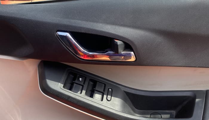 2022 Tata Tiago XZA PLUS PETROL, Petrol, Automatic, 13,076 km, Driver Side Door Panels Control
