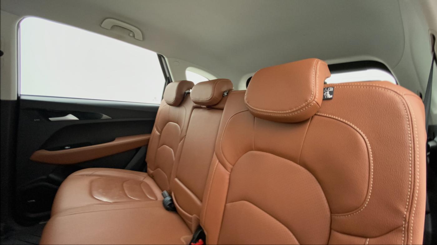 2021 MG HECTOR PLUS SMART 2.0 7STR, Diesel, Manual, 25,833 km, Right Side Rear Door Cabin