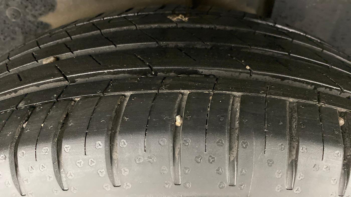 2021 MG HECTOR PLUS SMART 2.0 7STR, Diesel, Manual, 25,833 km, Left Rear Tyre Tread