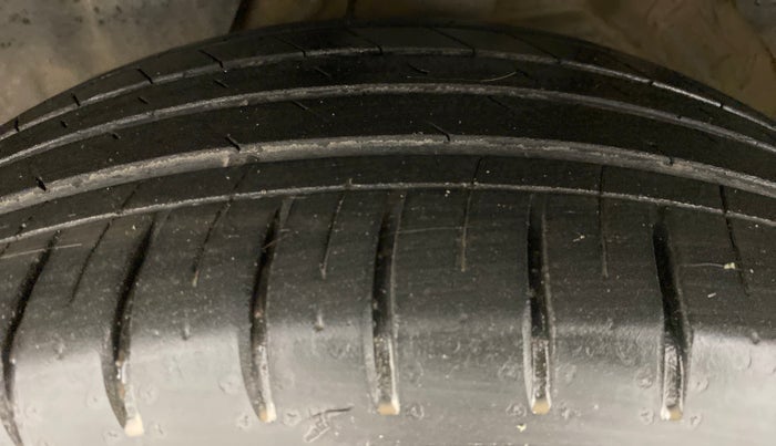 2021 MG HECTOR PLUS SMART 2.0 7STR, Diesel, Manual, 25,833 km, Left Front Tyre Tread