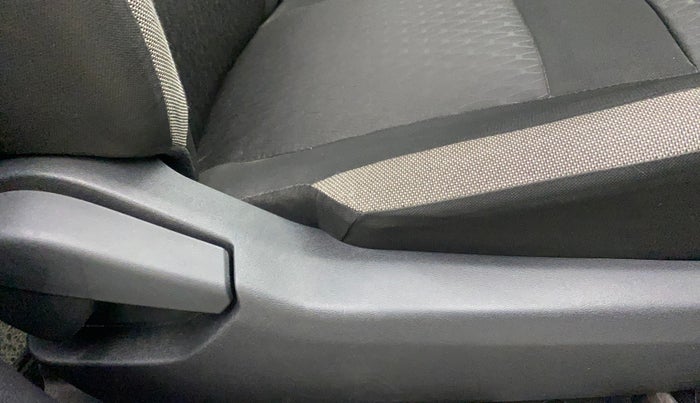2021 Nissan MAGNITE XE, Petrol, Manual, 22,682 km, Driver Side Adjustment Panel