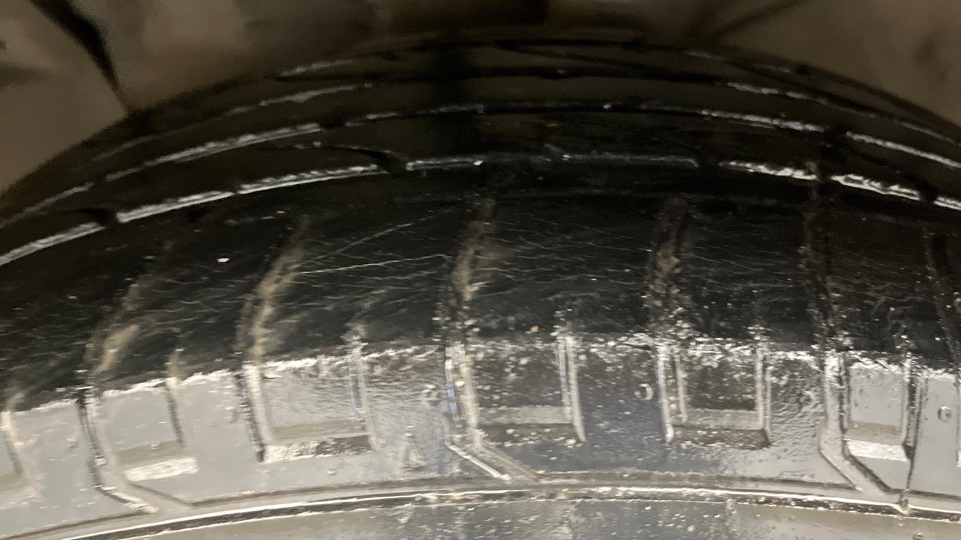 2017 Hyundai Creta SX PLUS AT 1.6 PETROL, Petrol, Automatic, 57,451 km, Left Front Tyre Tread