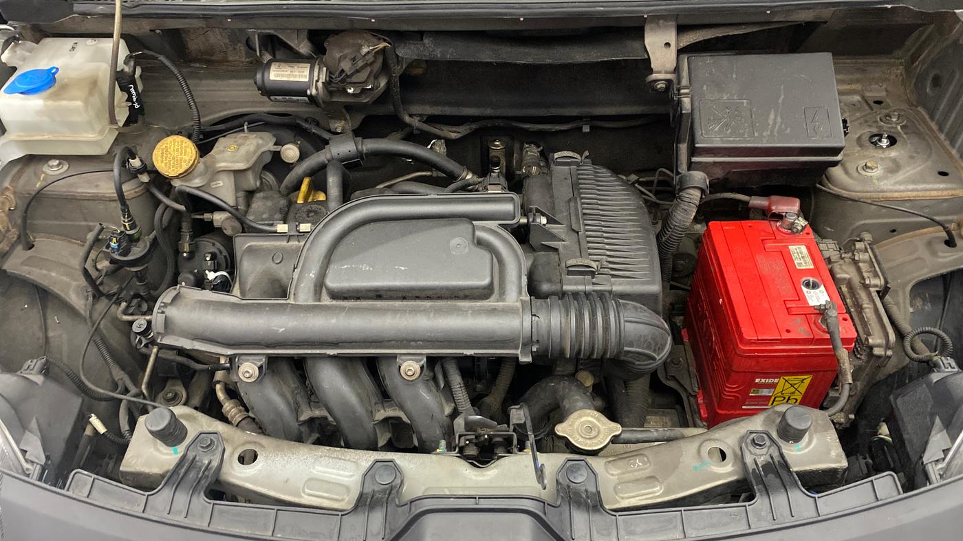 2019 Renault Kwid RXT 1.0 AMT (O), Petrol, Automatic, 78,349 km, Engine View