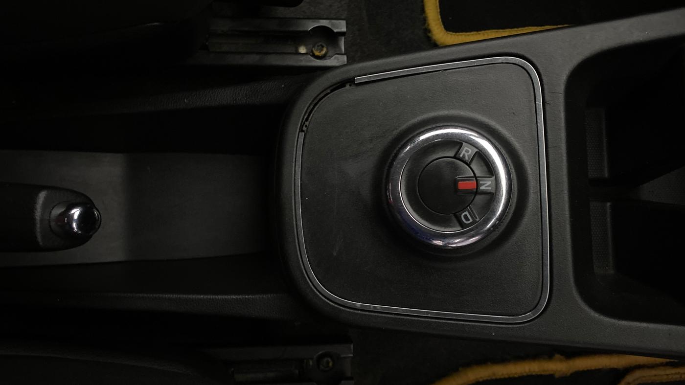 2019 Renault Kwid RXT 1.0 AMT (O), Petrol, Automatic, 78,349 km, Gear Lever