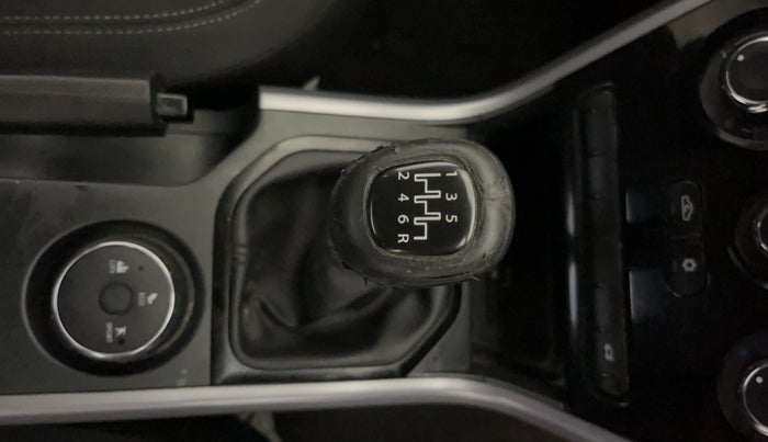 2021 Tata NEXON XM SUNROOF PETROL, Petrol, Manual, 33,642 km, Gear Lever