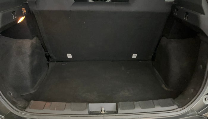 2021 Tata NEXON XM SUNROOF PETROL, Petrol, Manual, 33,642 km, Boot Inside
