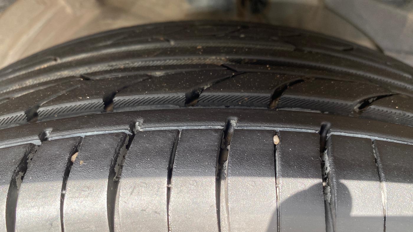2020 MG HECTOR PLUS SHARP 1.5 PETROL TURBO DCT 6-STR, Petrol, Automatic, 71,836 km, Right Front Tyre Tread