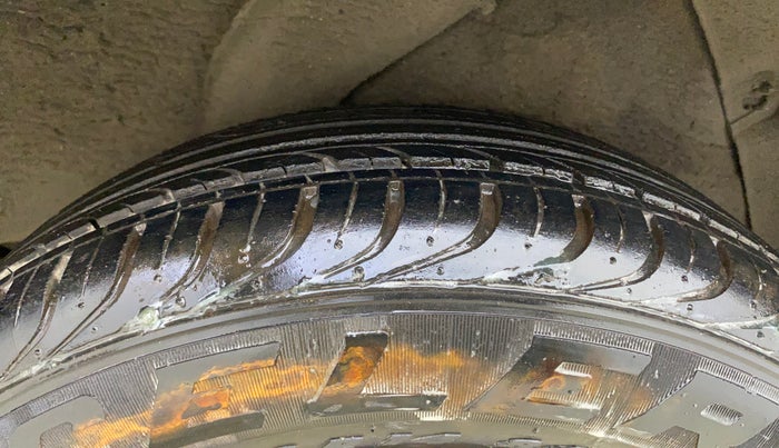 2012 Hyundai i20 MAGNA (O) 1.2, Petrol, Manual, 44,572 km, Left Rear Tyre Tread