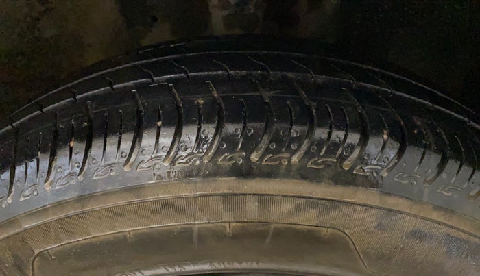 2021 Maruti New Wagon-R VXI 1.2, Petrol, Manual, 81,625 km, Right Front Tyre Tread