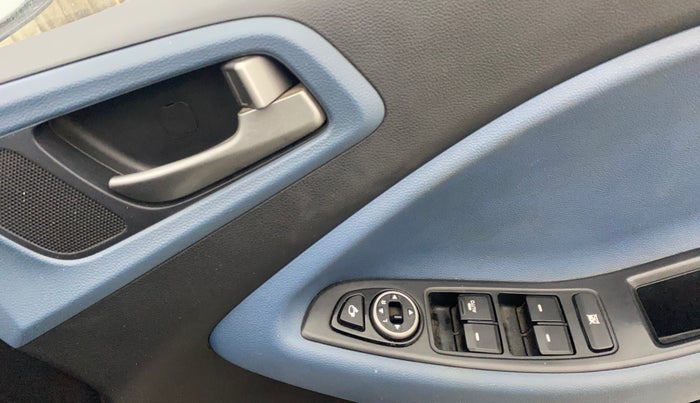 2016 Hyundai i20 Active 1.2 SX, Petrol, Manual, 79,914 km, Driver Side Door Panels Control